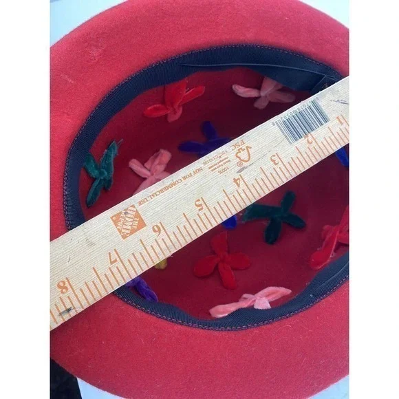 Whittaker & Shon 100% Doeskin Wool Red Felt‎ Hat Velvet Flowers Made In USA - Picture 13 of 15